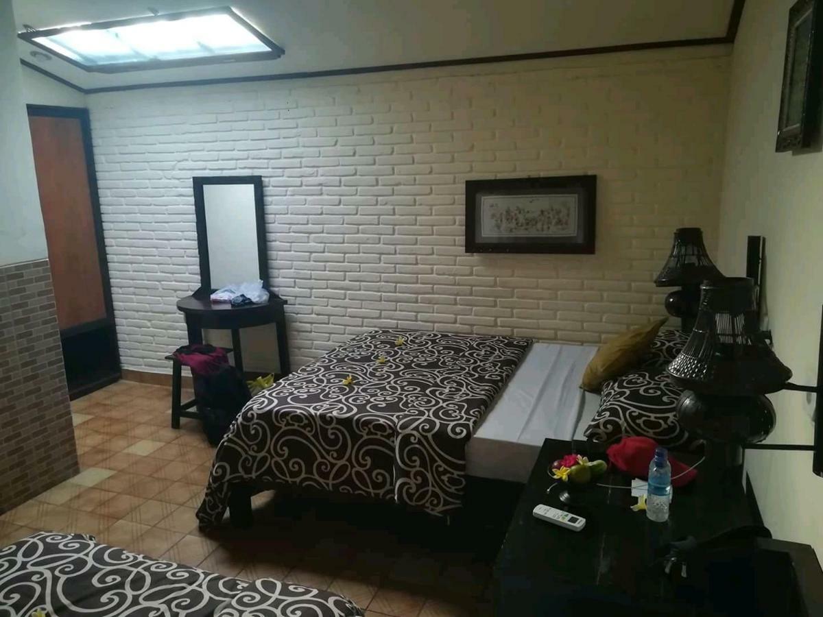 Ijen Mansjestic B&B Tamansuruh المظهر الخارجي الصورة